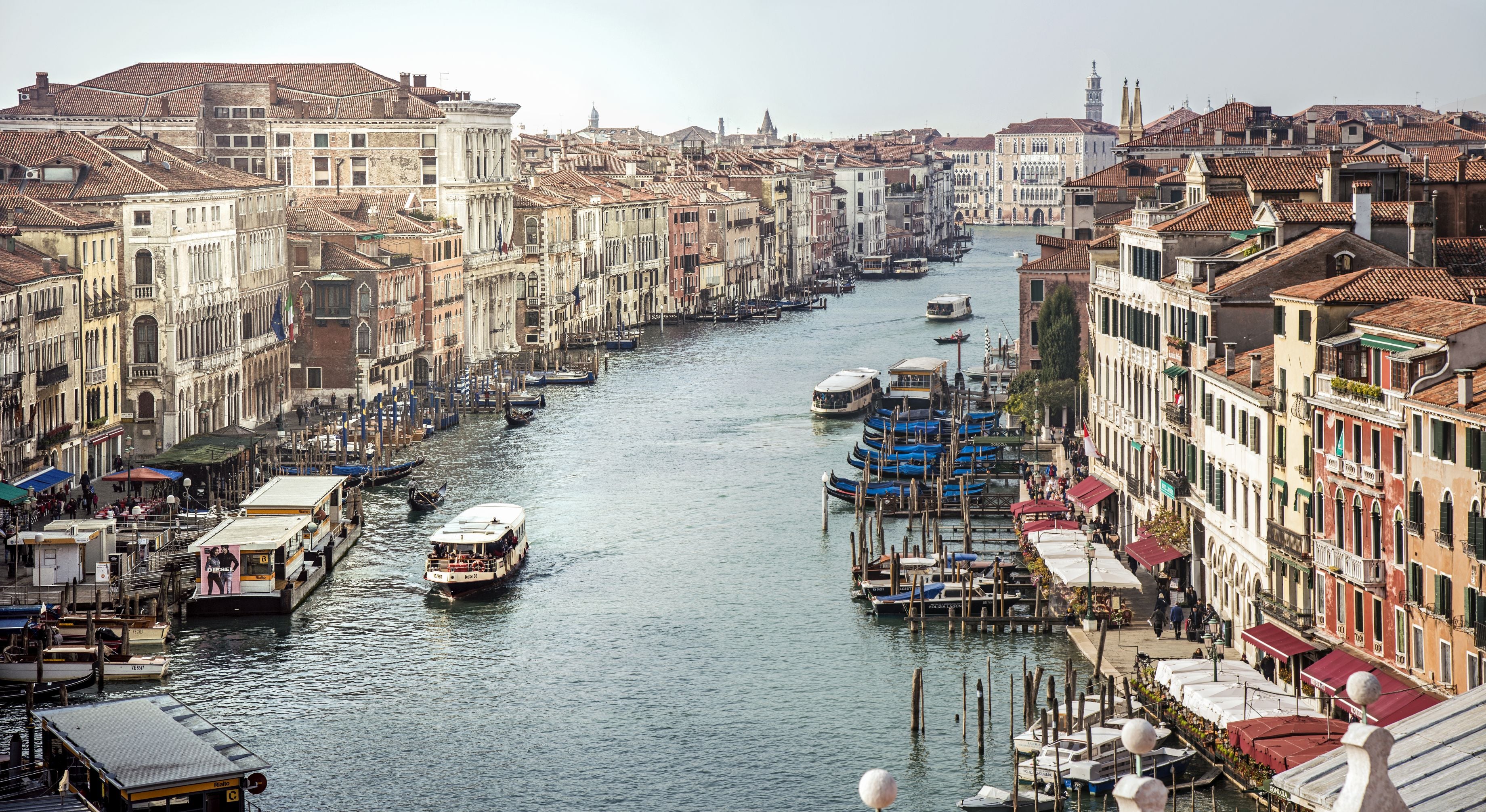 Walking Venice & the Italian Lakes <br>1 - 17 June, 2027