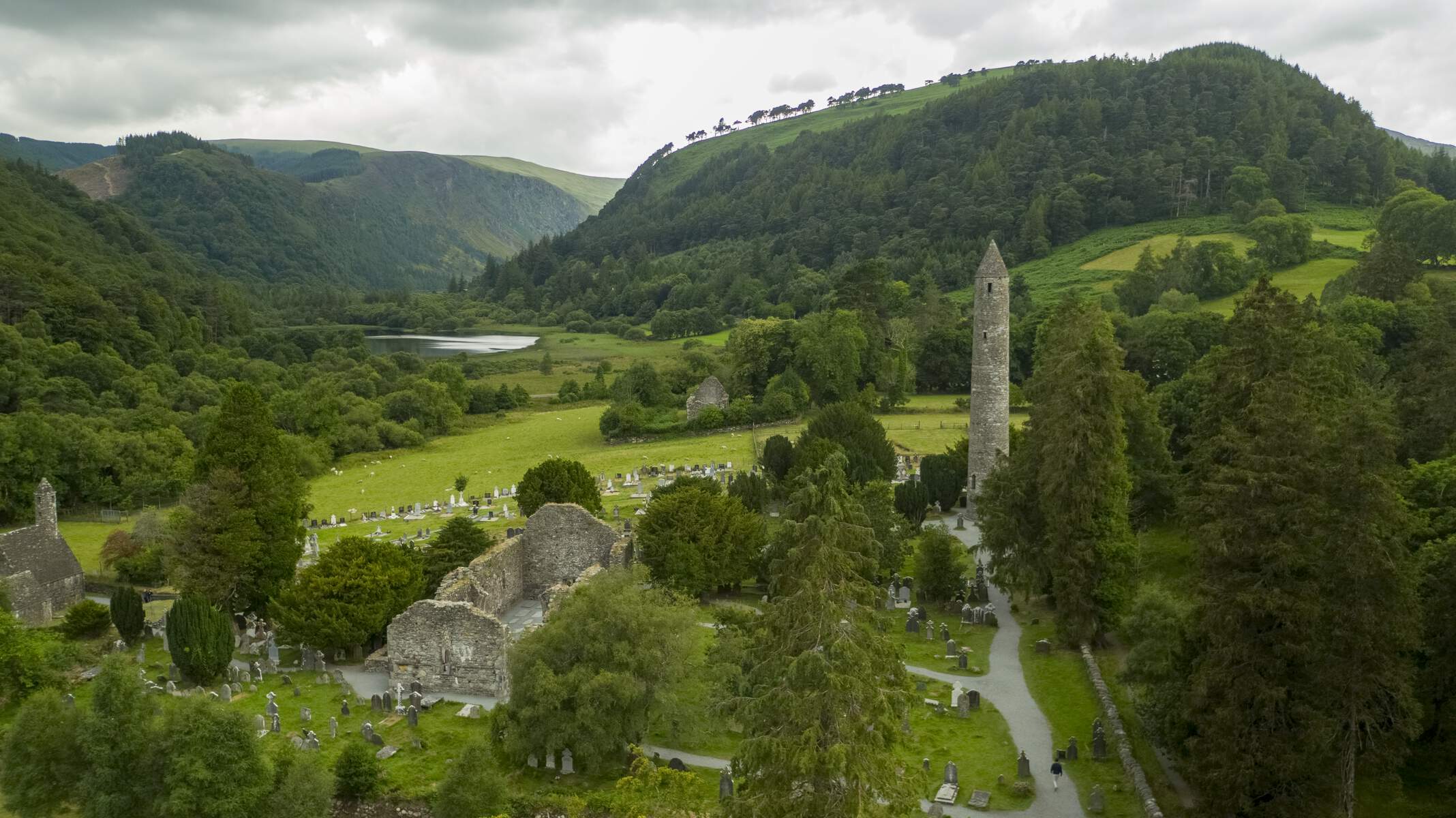 Walking in Ireland<br> 9 - 28 June, 2027