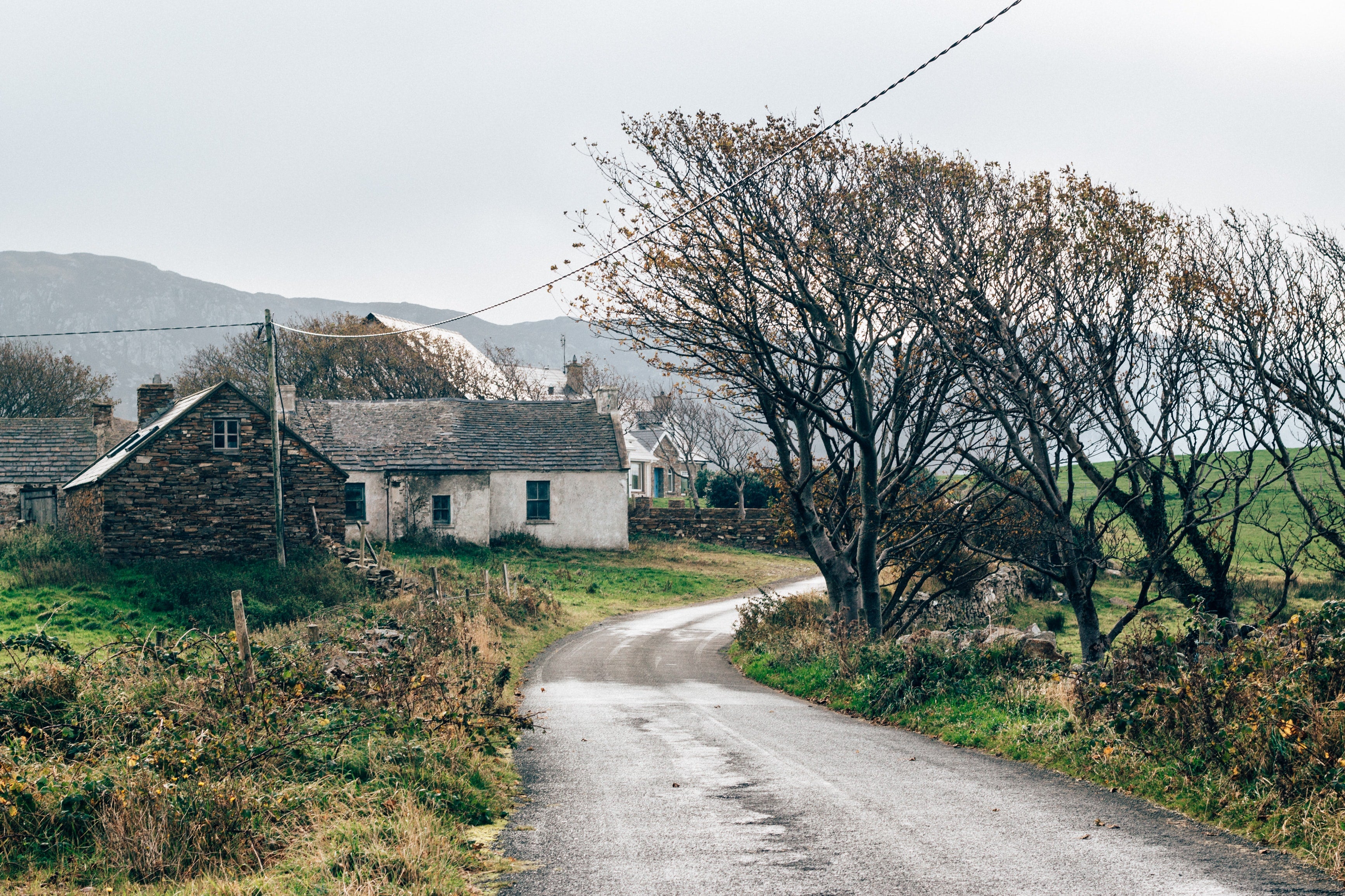 Walking in Ireland<br> 9 - 28 June, 2027