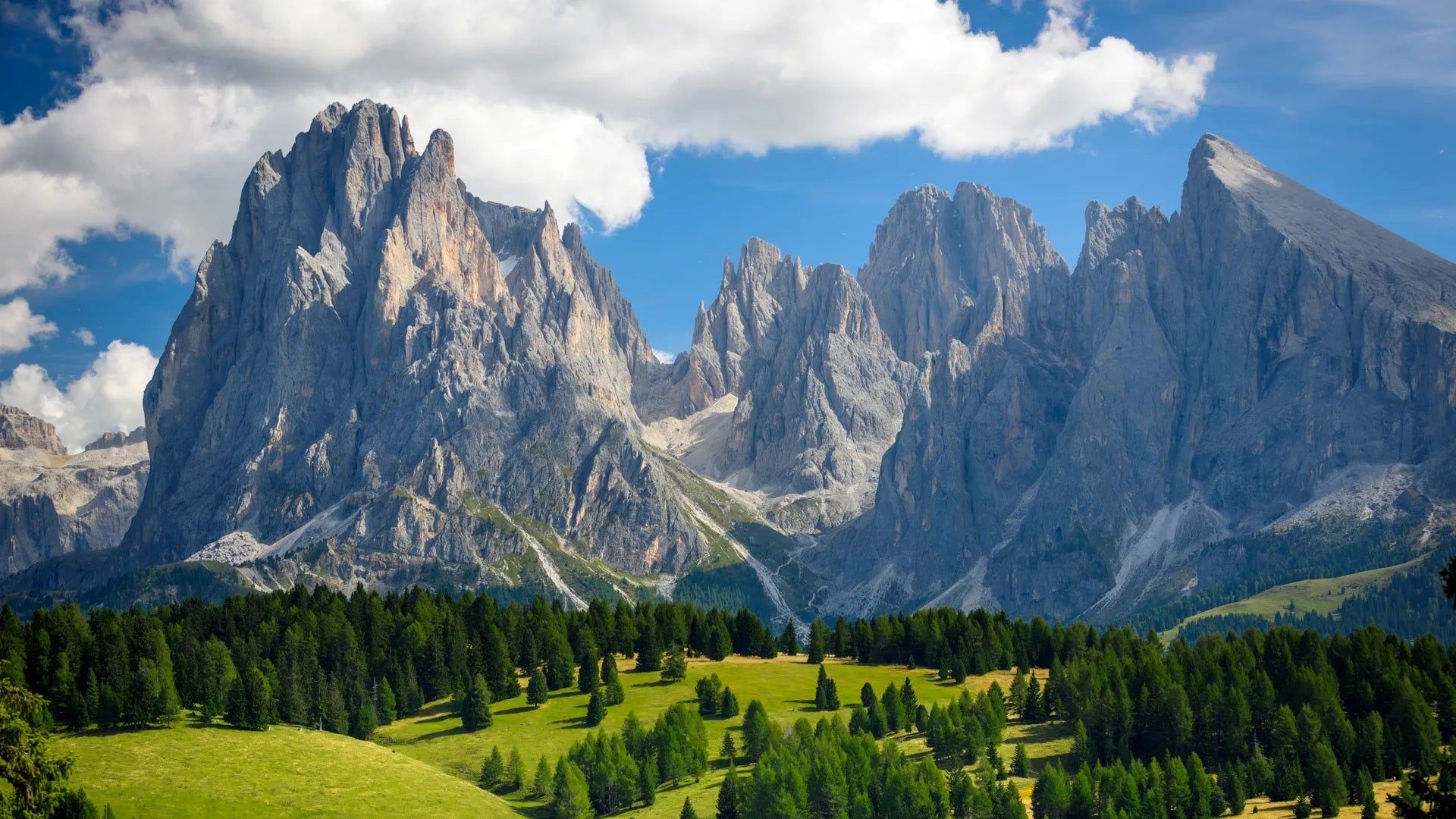 Walking in the Dolomites 2026